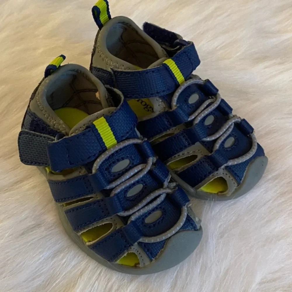 bullfrogs boys sandal’s